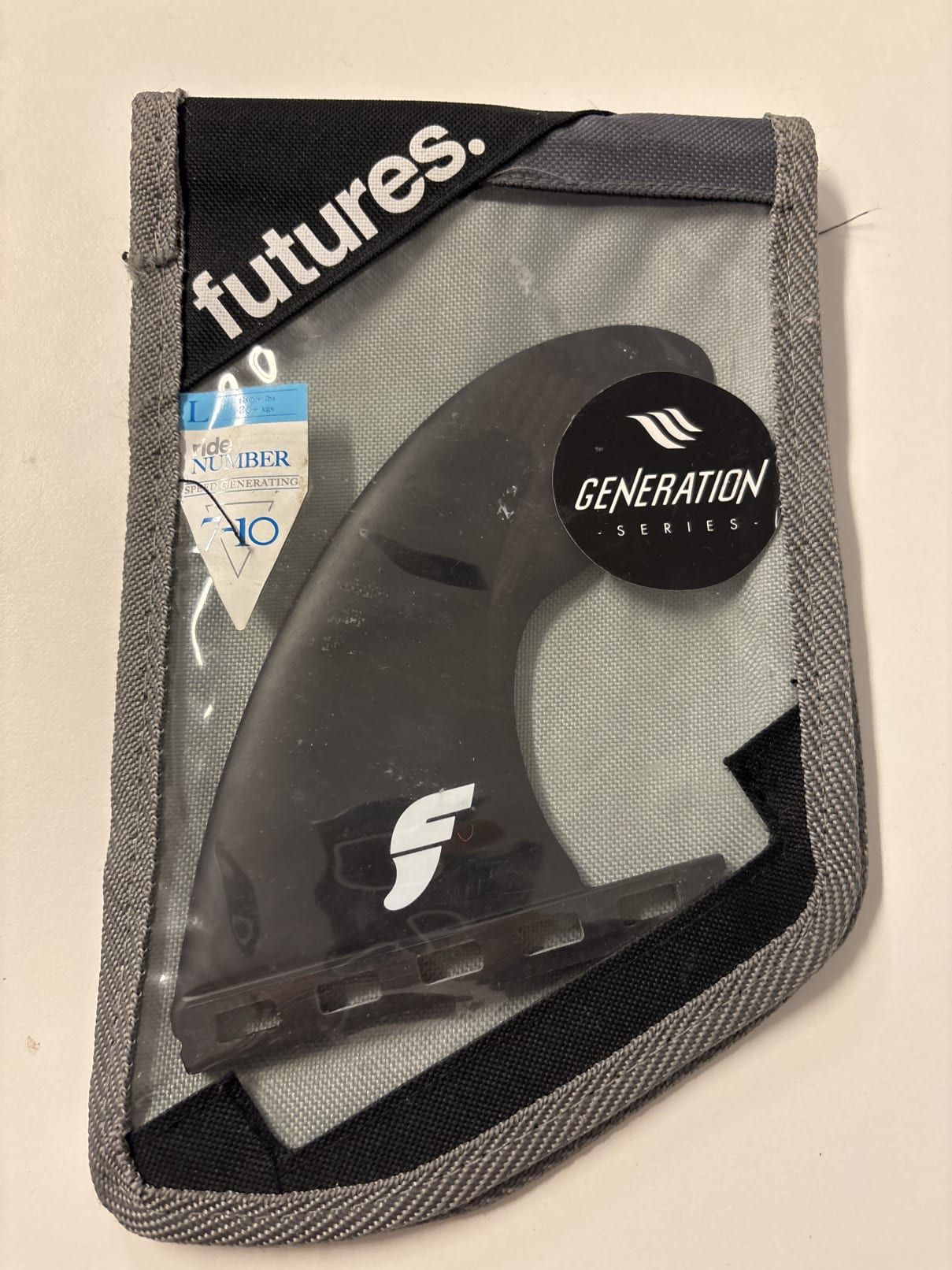 FUTURES Fins Solus Hatchet M
