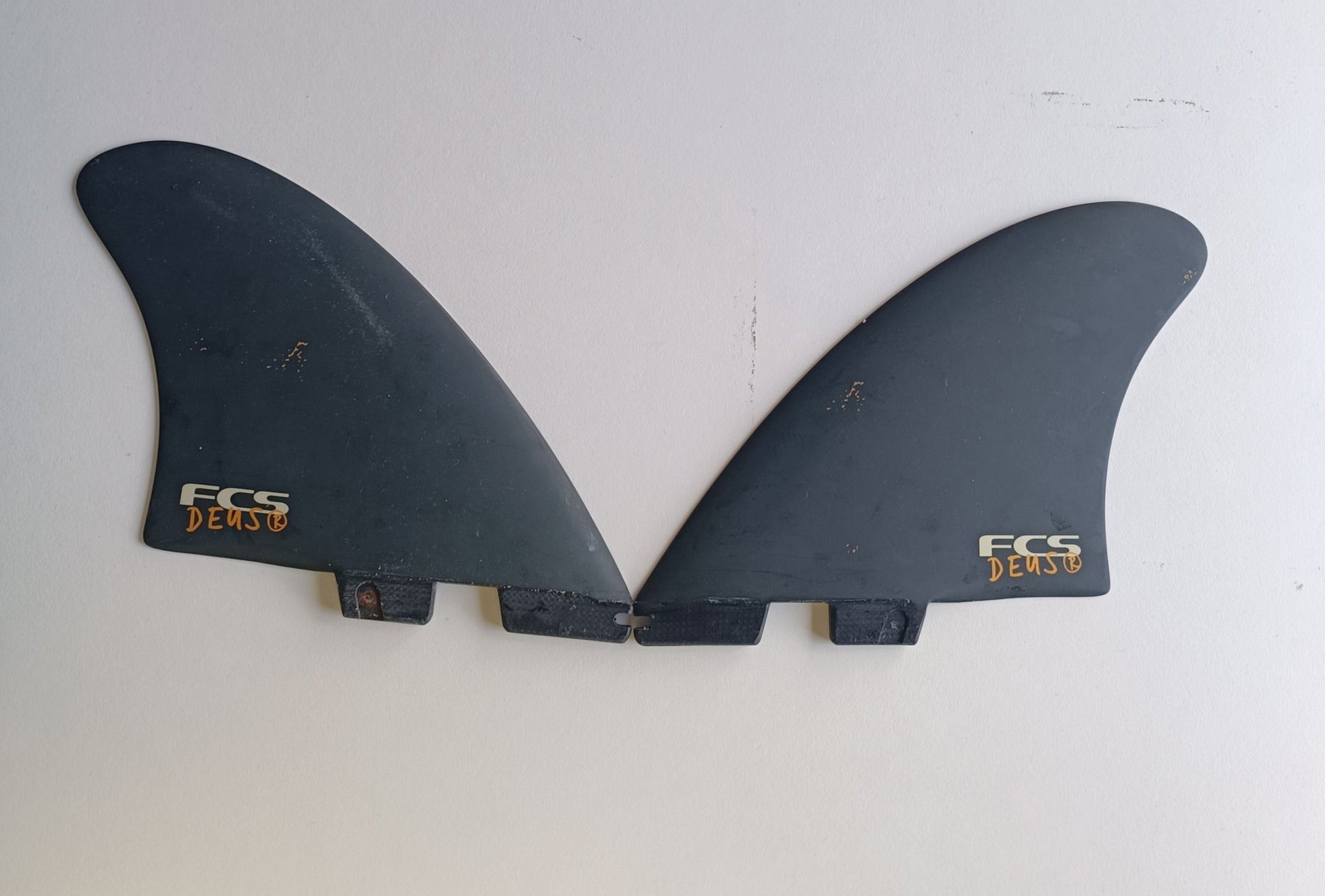FCS  Fins DEUS M