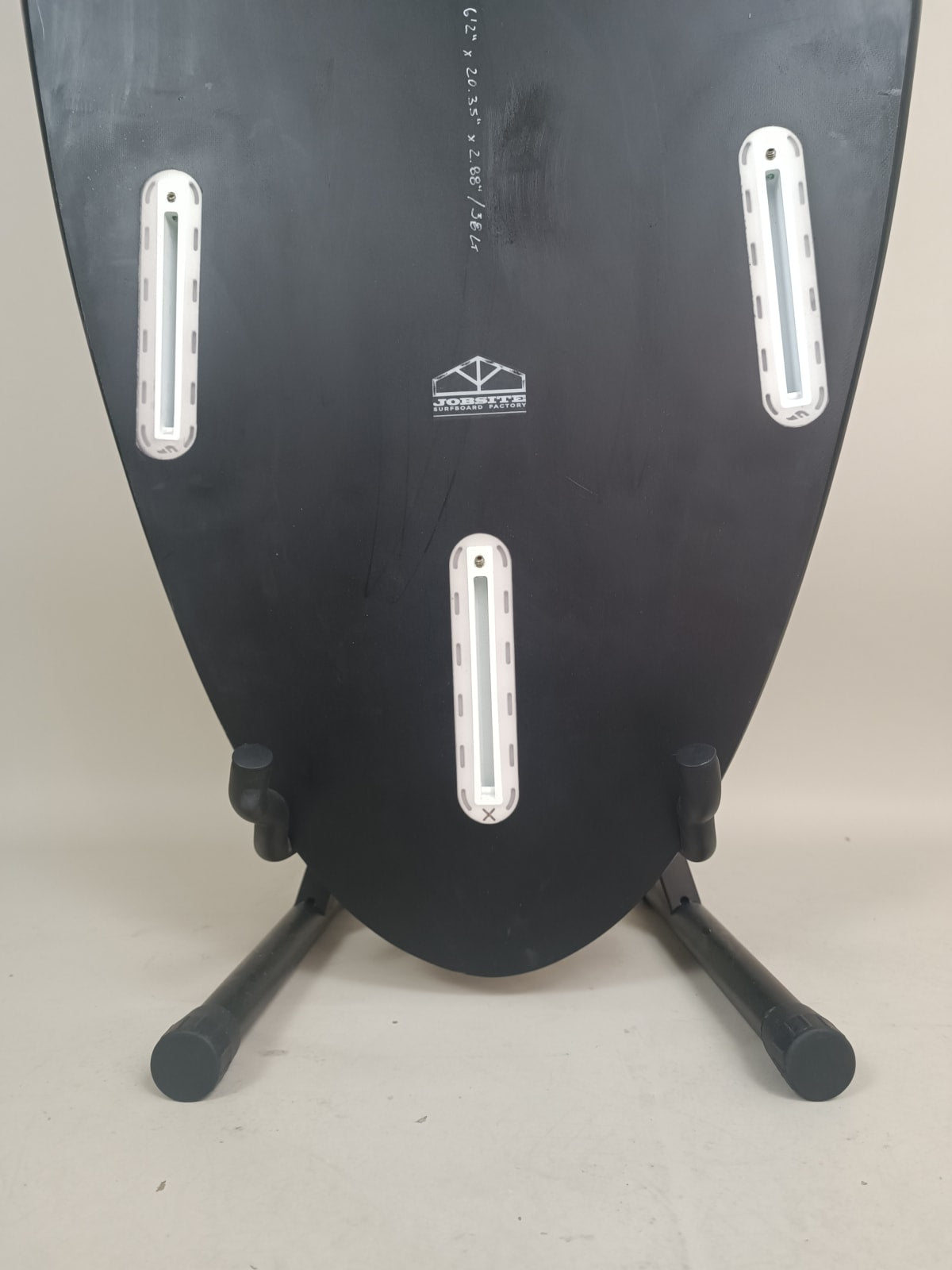Luke Budd 6'2'' | 38 L