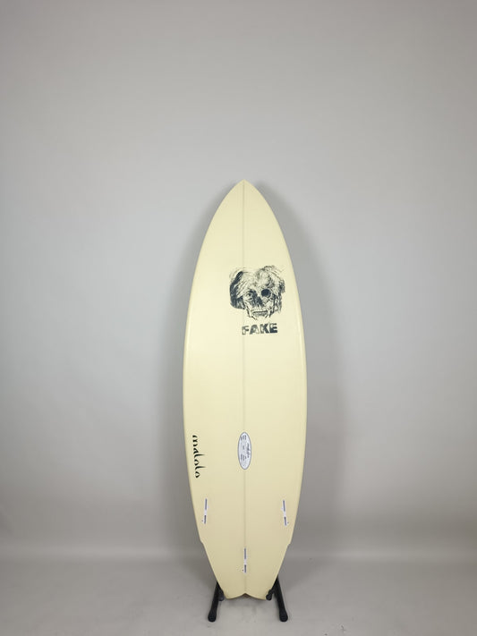 Malolo Surfboards Fake 5'6'' | 27.8 L