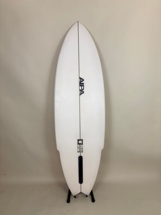 AIPA 76’ Sting 5'10'' | 34.4 L