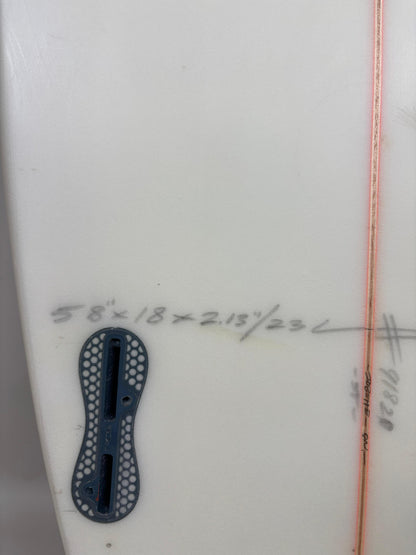 Onboard  5'8'' | 23 L