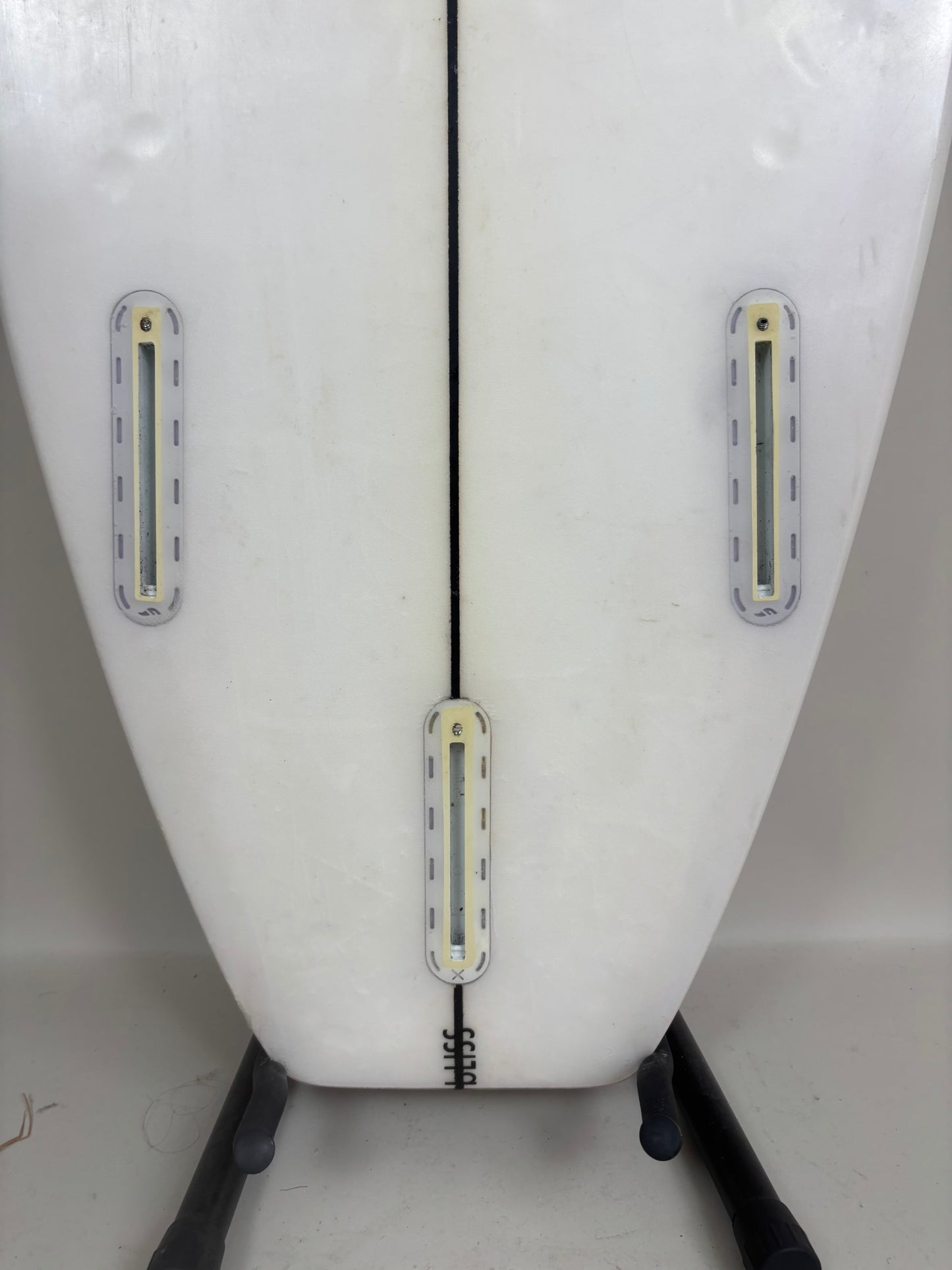 Erwin Bliss  5'7'' | 30.9 L