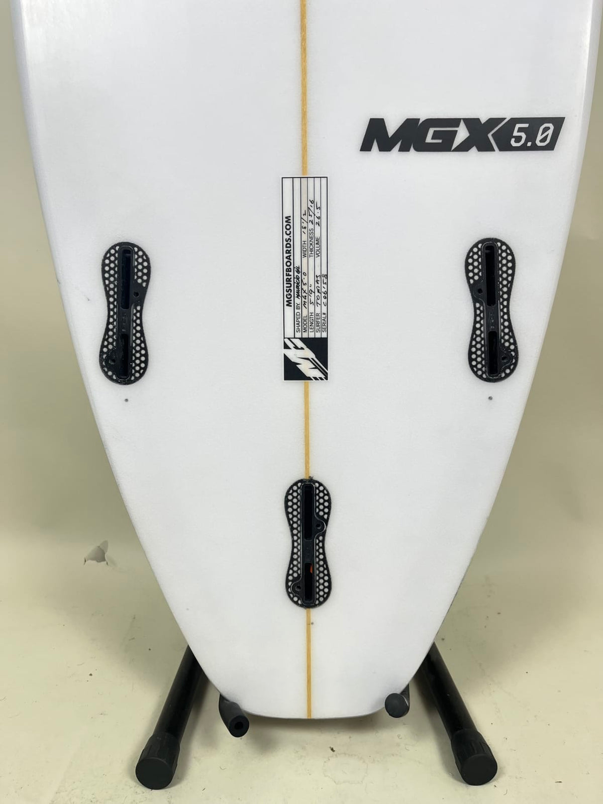 MG  5'9'' | 26.5 L