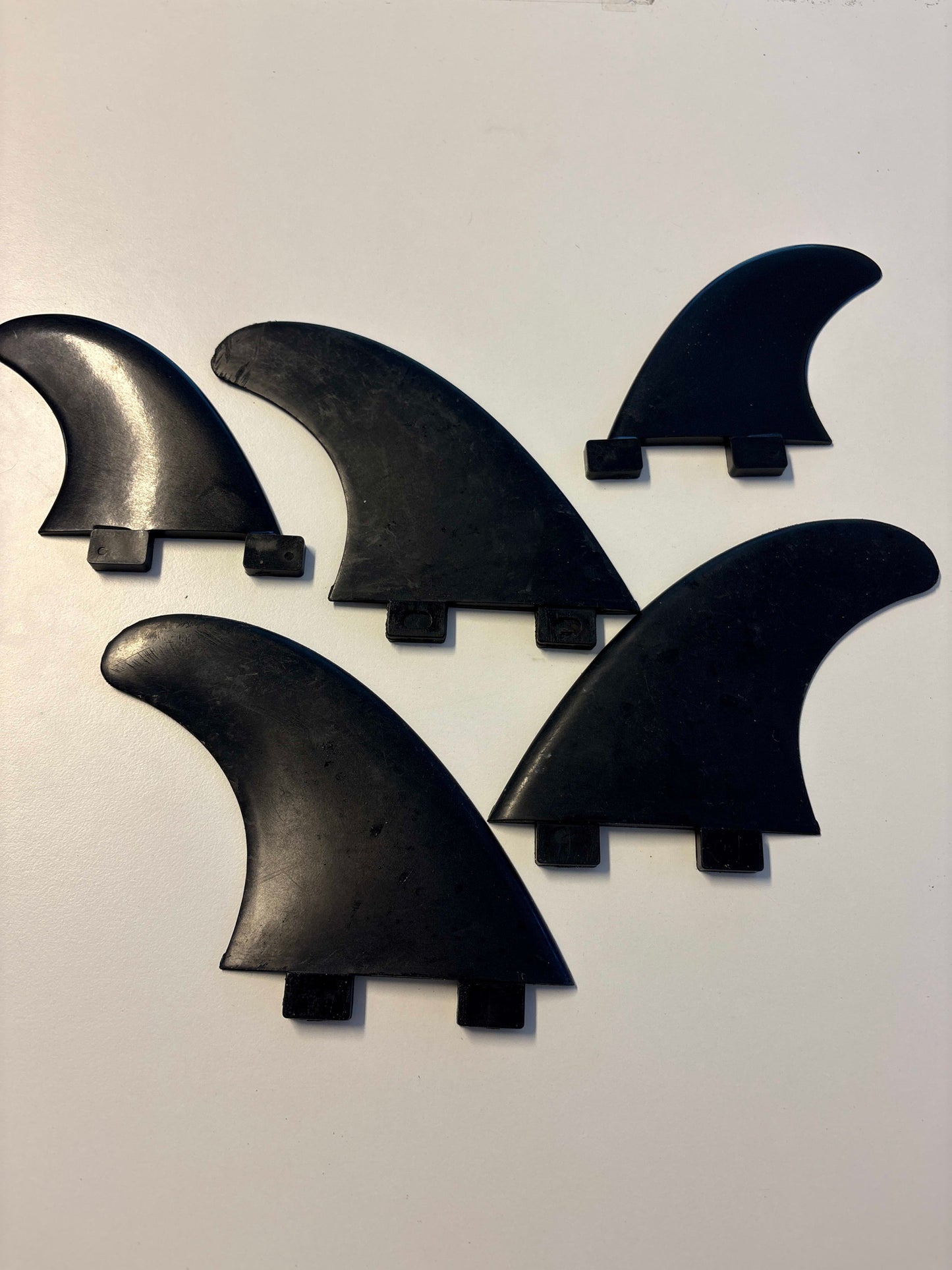 [unbranded]  Fins  M