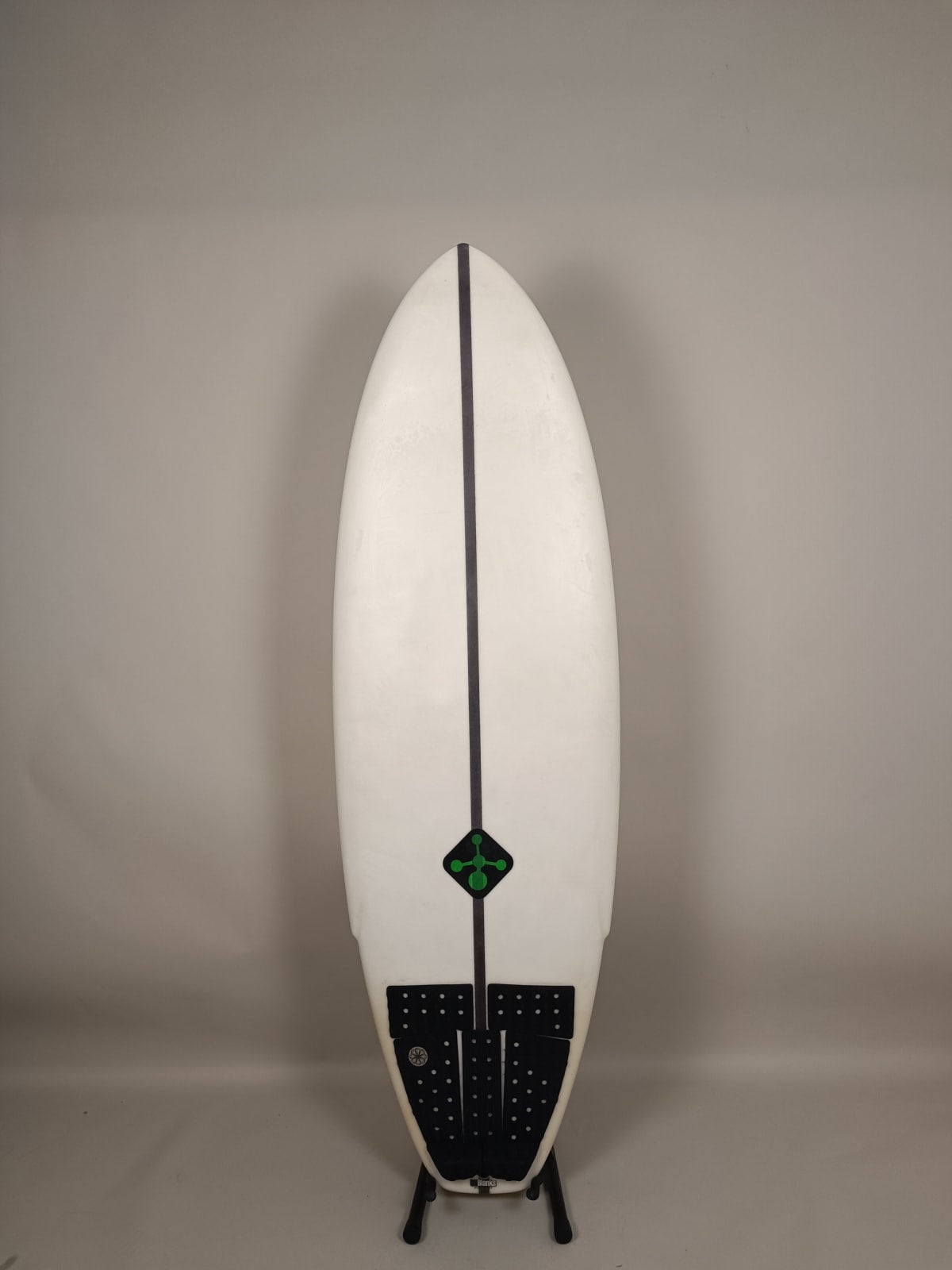 Justinwoolcott  5'7'' | 32 L