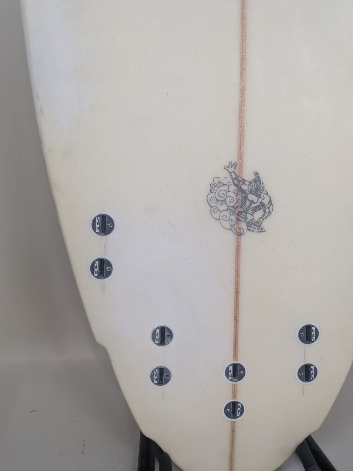 [Unbranded]  6'4'' | 37 L