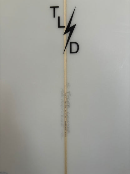 TLD  6'1'' | 26 L
