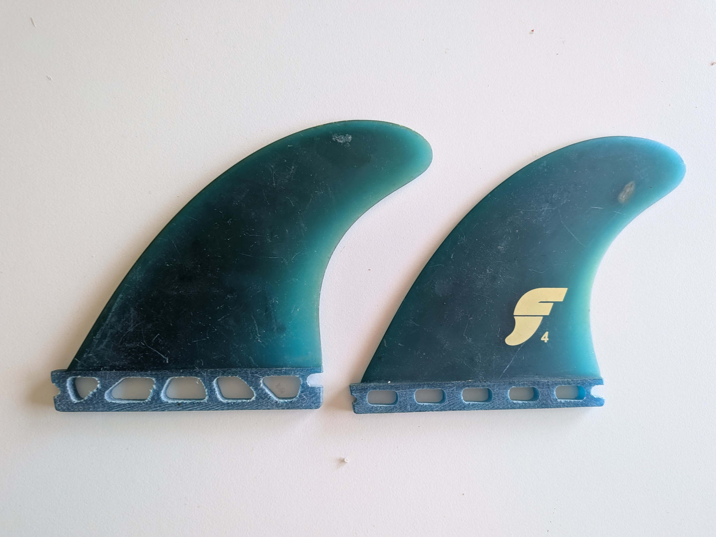 FUTURES Fins F4 S