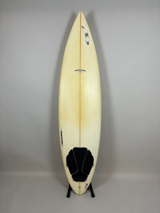 Avelino A.Bastos  6'4'' | 29 L