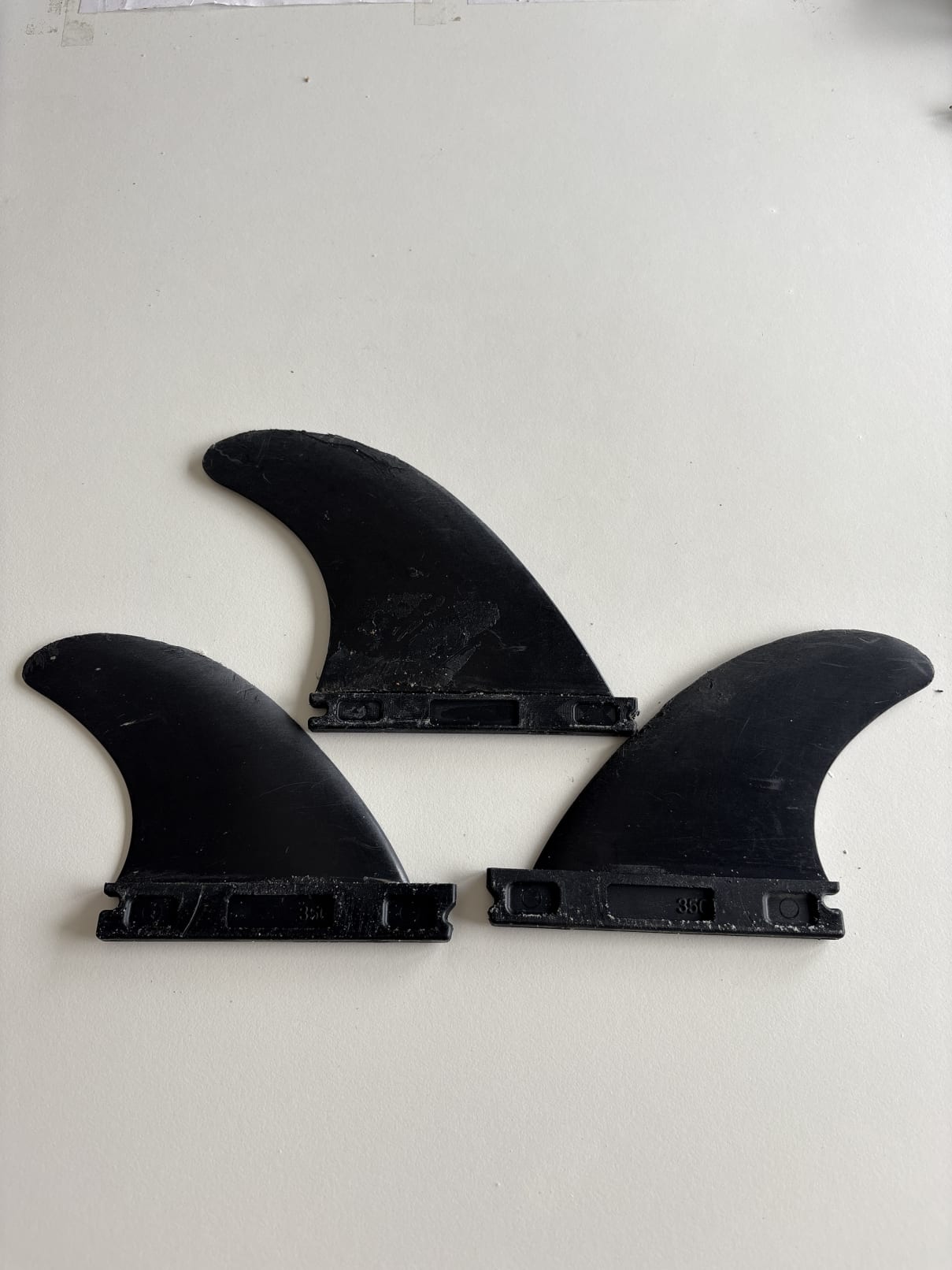 [unbranded]  Fins  M