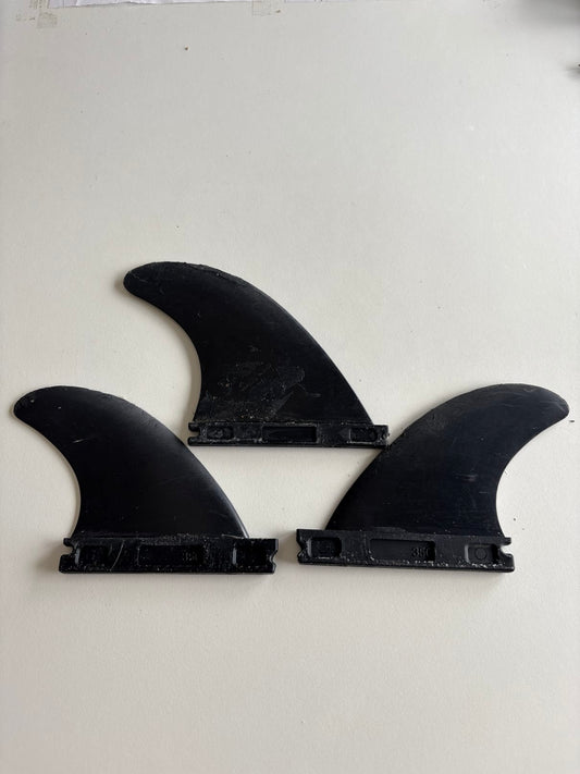 [unbranded]  Fins  M