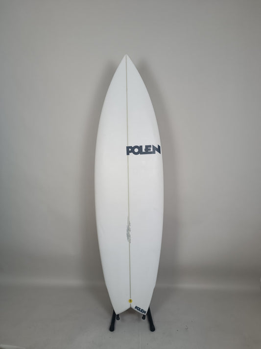 Polen  5'7'' | 24.7 L