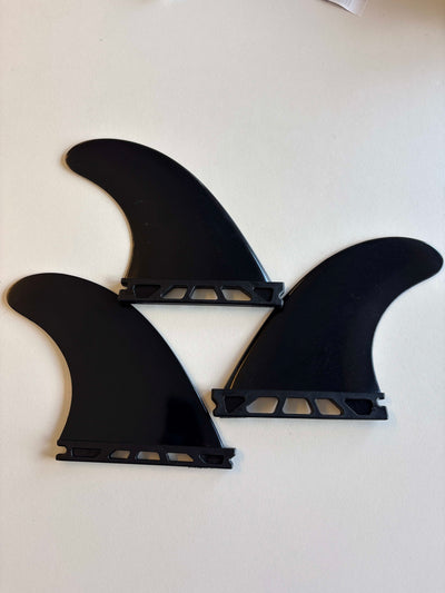 [unbranded]  Fins  M