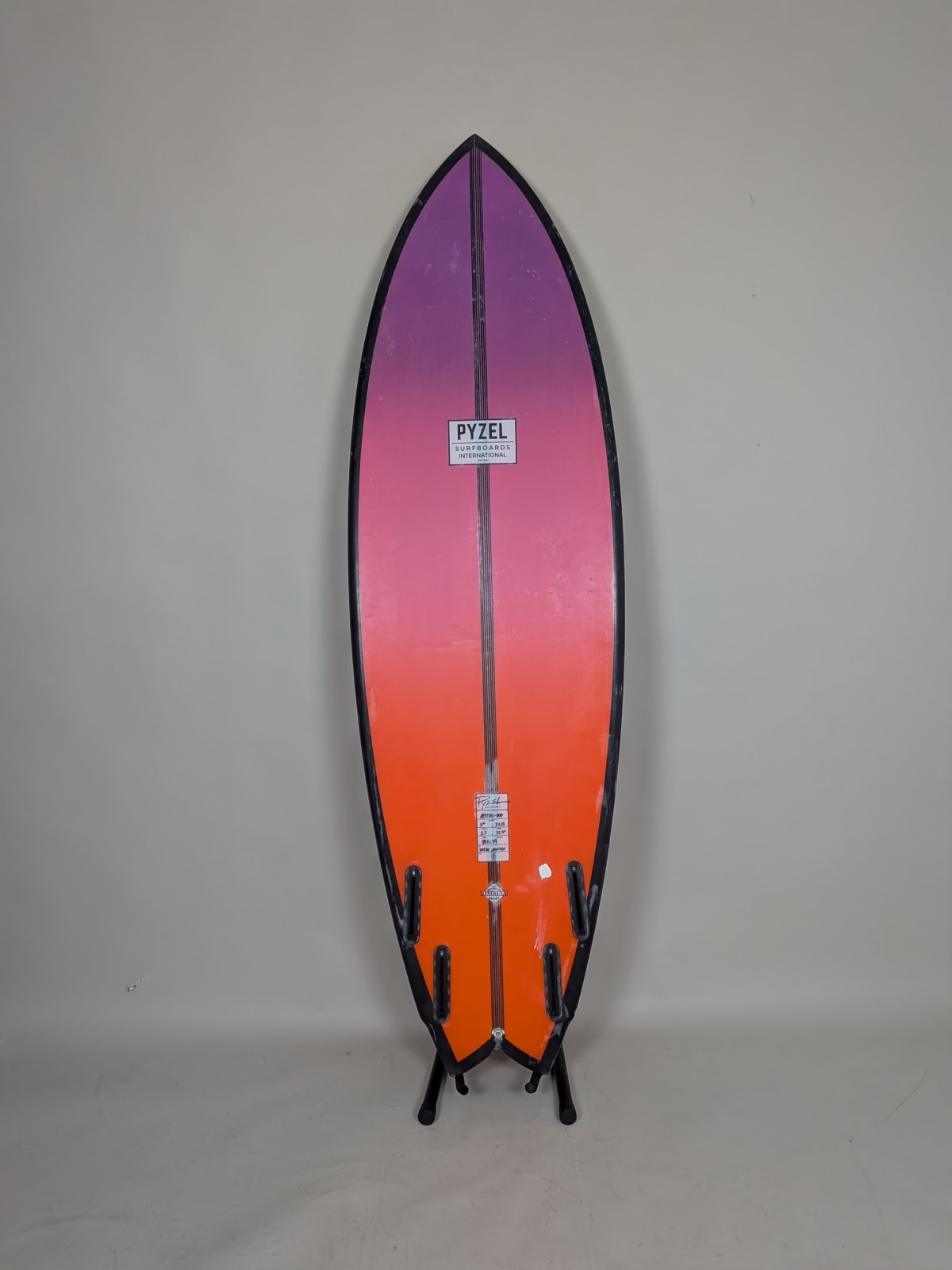 Pyzel Astro Pop 5'10'' | 33.5 L – Board Exchange