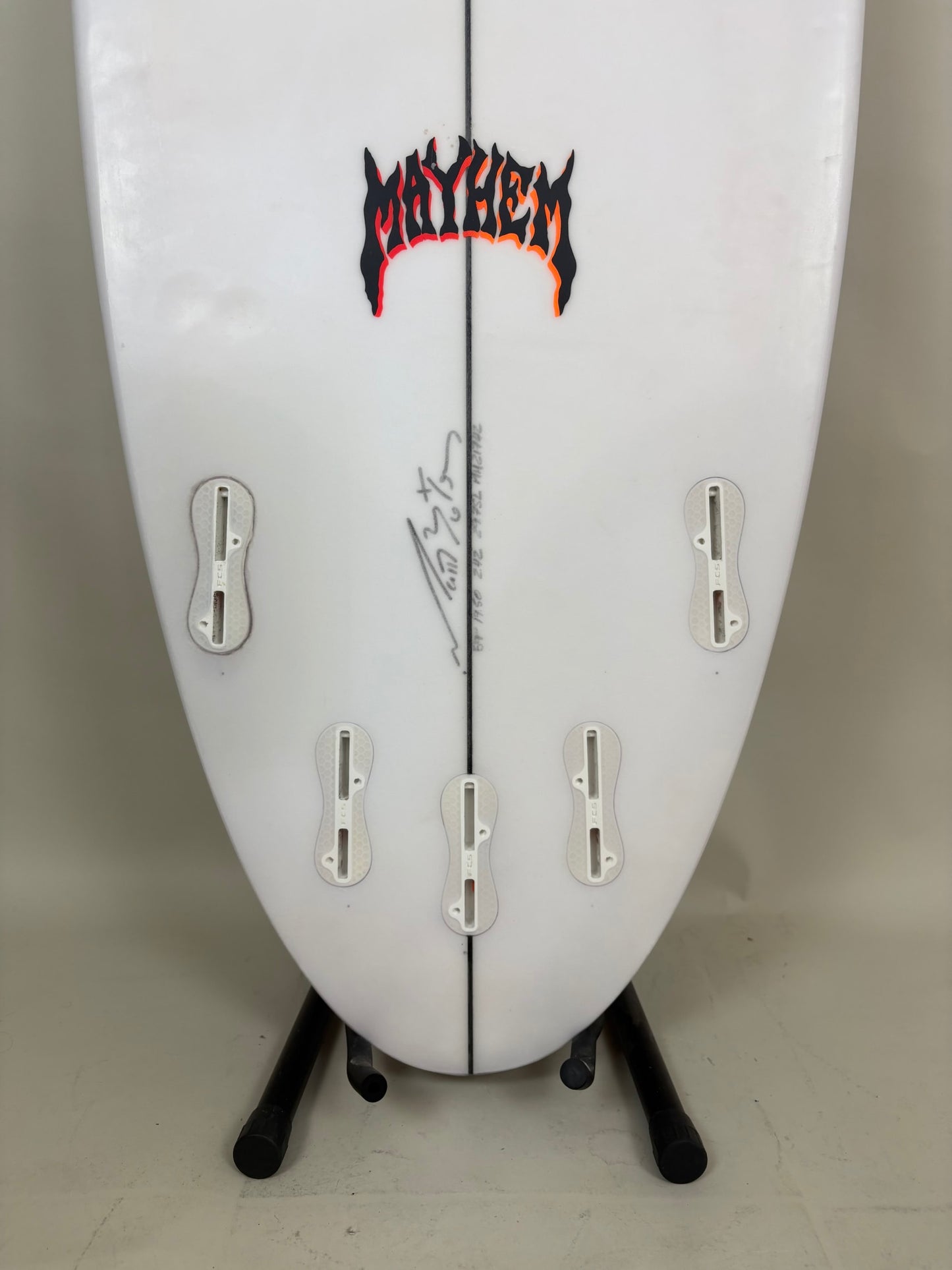 Lost The Ripper  5'9'' | 29.75 L