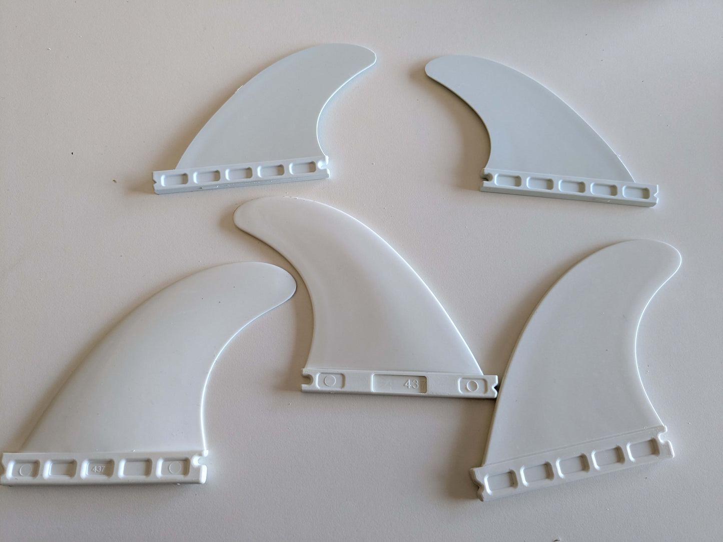 [unbranded]  Fins  M