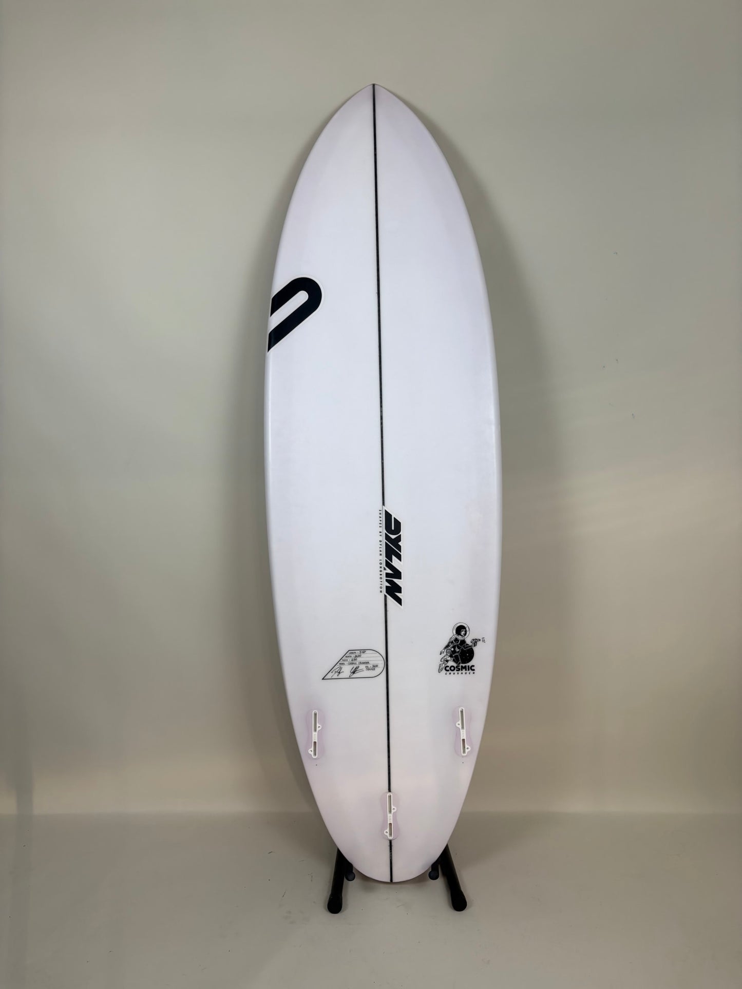 Dylan Cosmic Crusader 5'10'' | 32 L