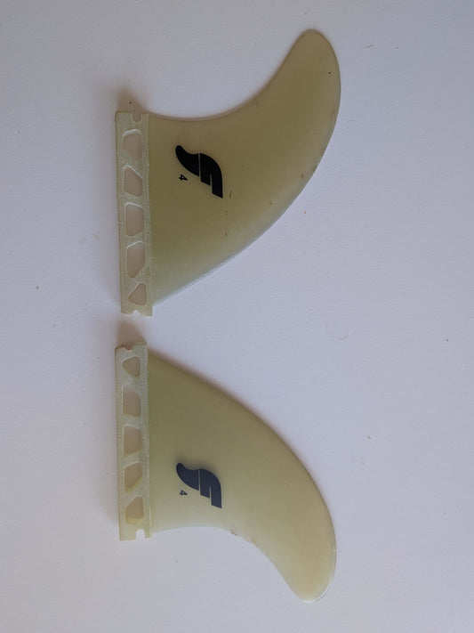 FUTURES Fins INCOMPLETE SET F4 S