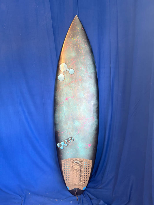 Dotti Surfboards   5'10'' | 26 L