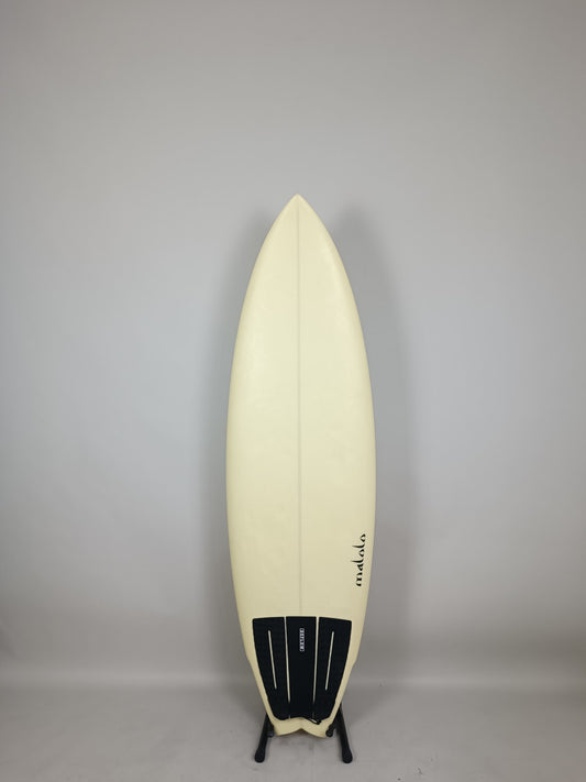 Malolo Surfboards Fake 5'6'' | 27.8 L