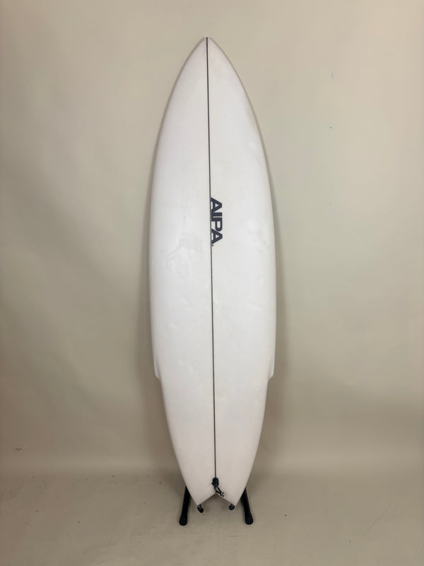 AIPA 76’ Sting 5'10'' | 34.4 L
