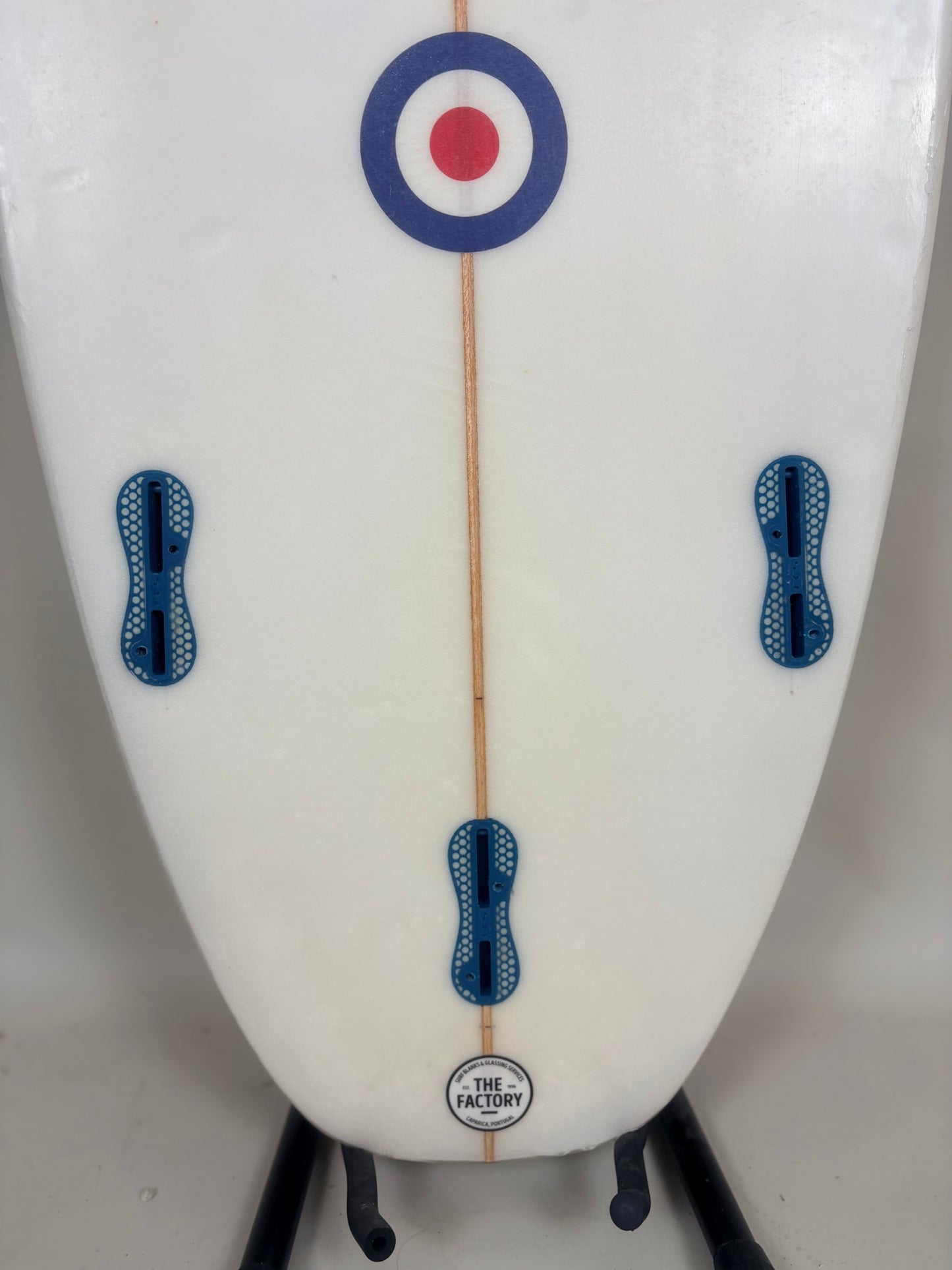 RW  5'9'' | 31.1 L