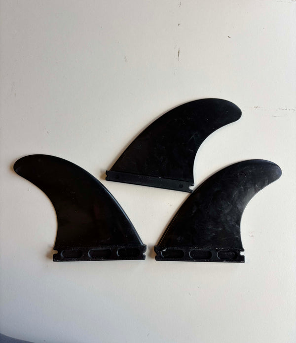 [unbranded]  Fins  M