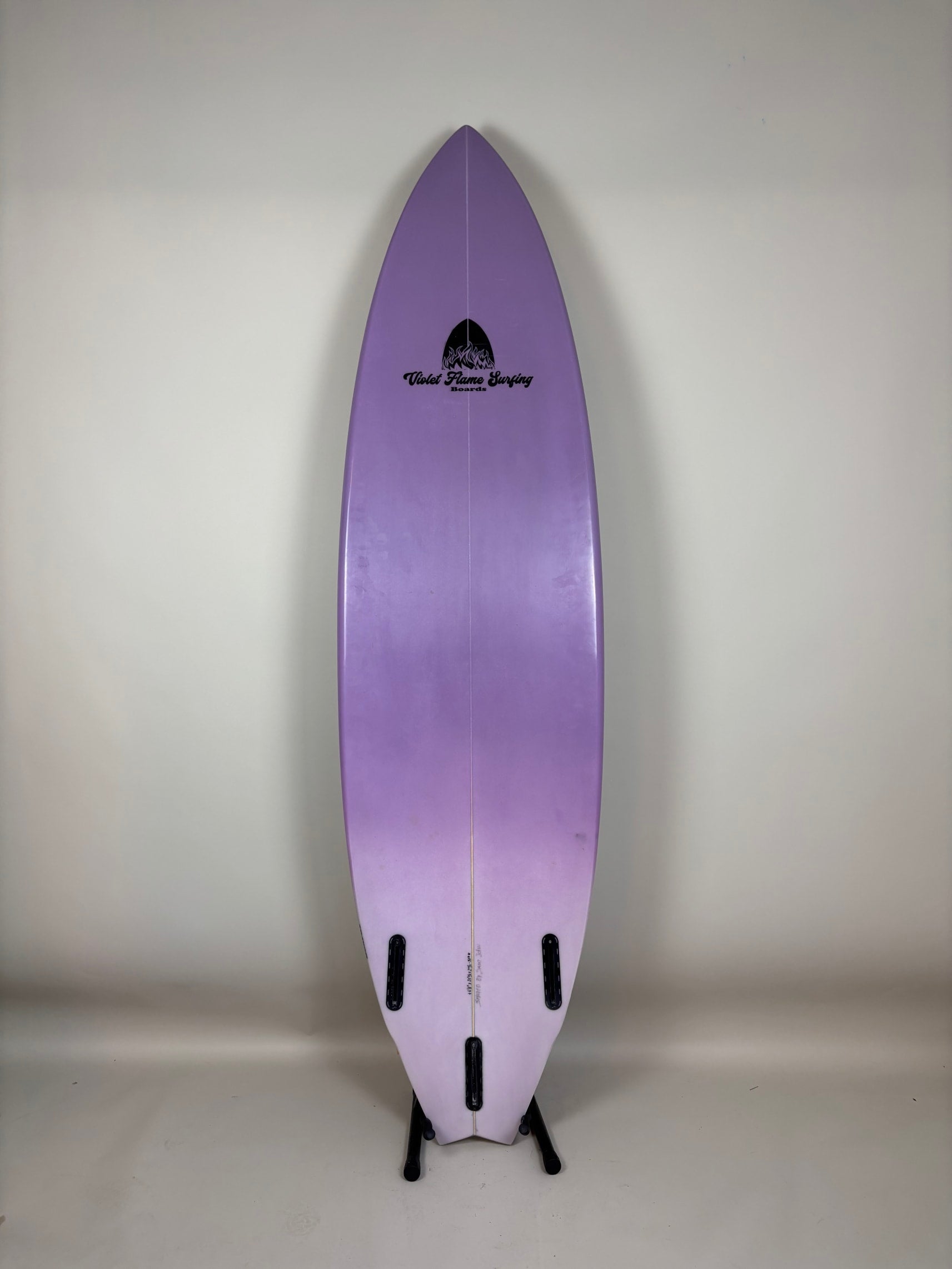 Violet Flame Surfing 6'8'' | 37 L – Board Exchange