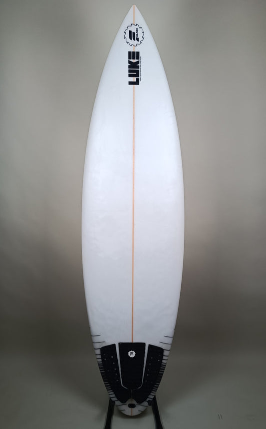 Luke Budd  6'3'' | 34 L