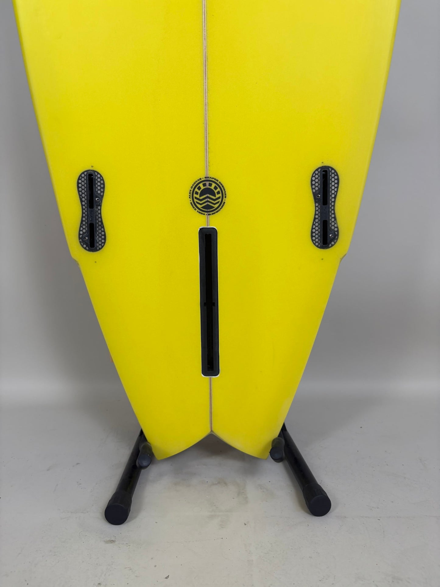 Alex Dantas  6'4'' | 38.5 L