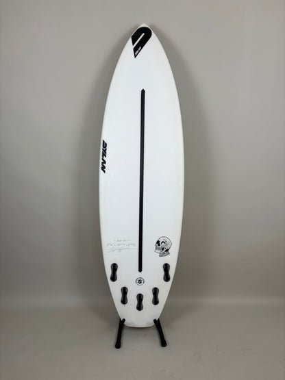 Dylan Mex 5  5'10'' | 26.5 L