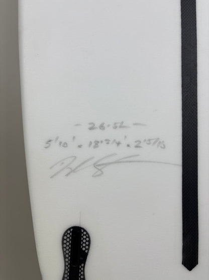 Dylan Mex 5  5'10'' | 26.5 L
