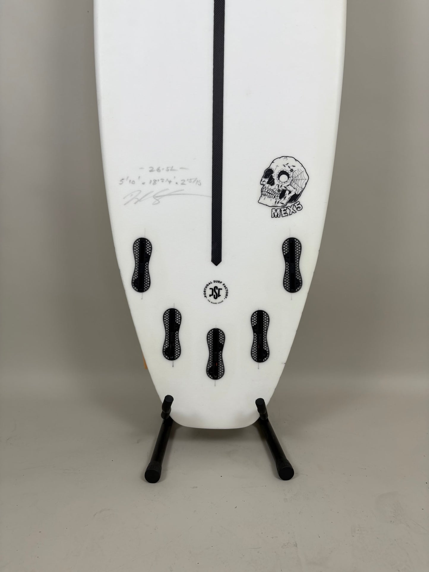 Dylan Mex 5  5'10'' | 26.5 L