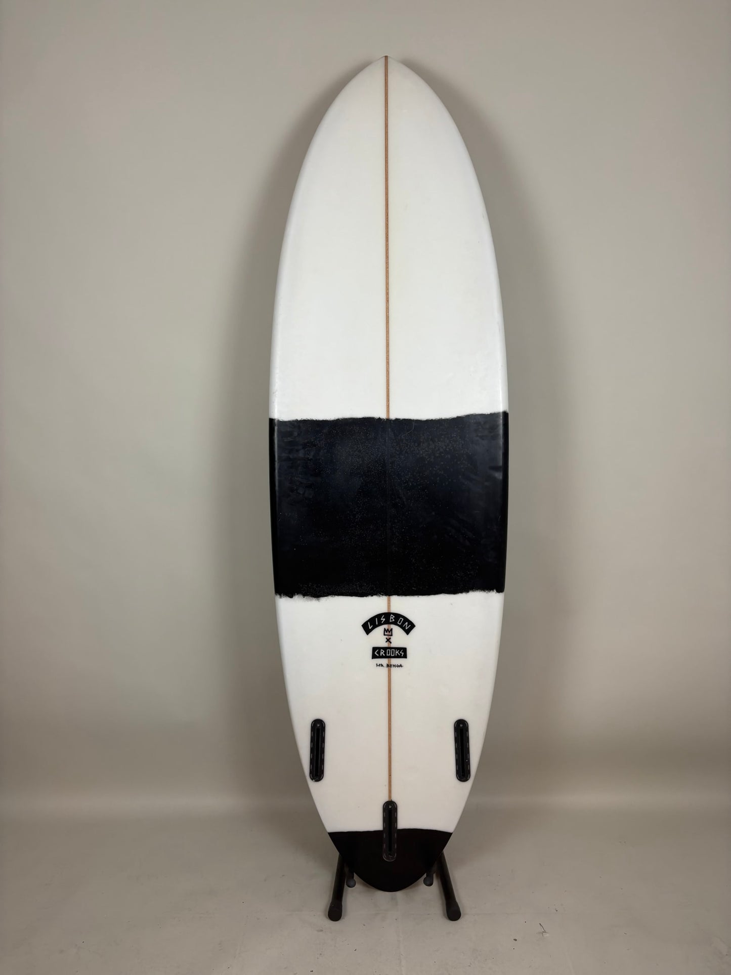 Lisbon Crooks Hipó Crita  6'4'' | 44 L