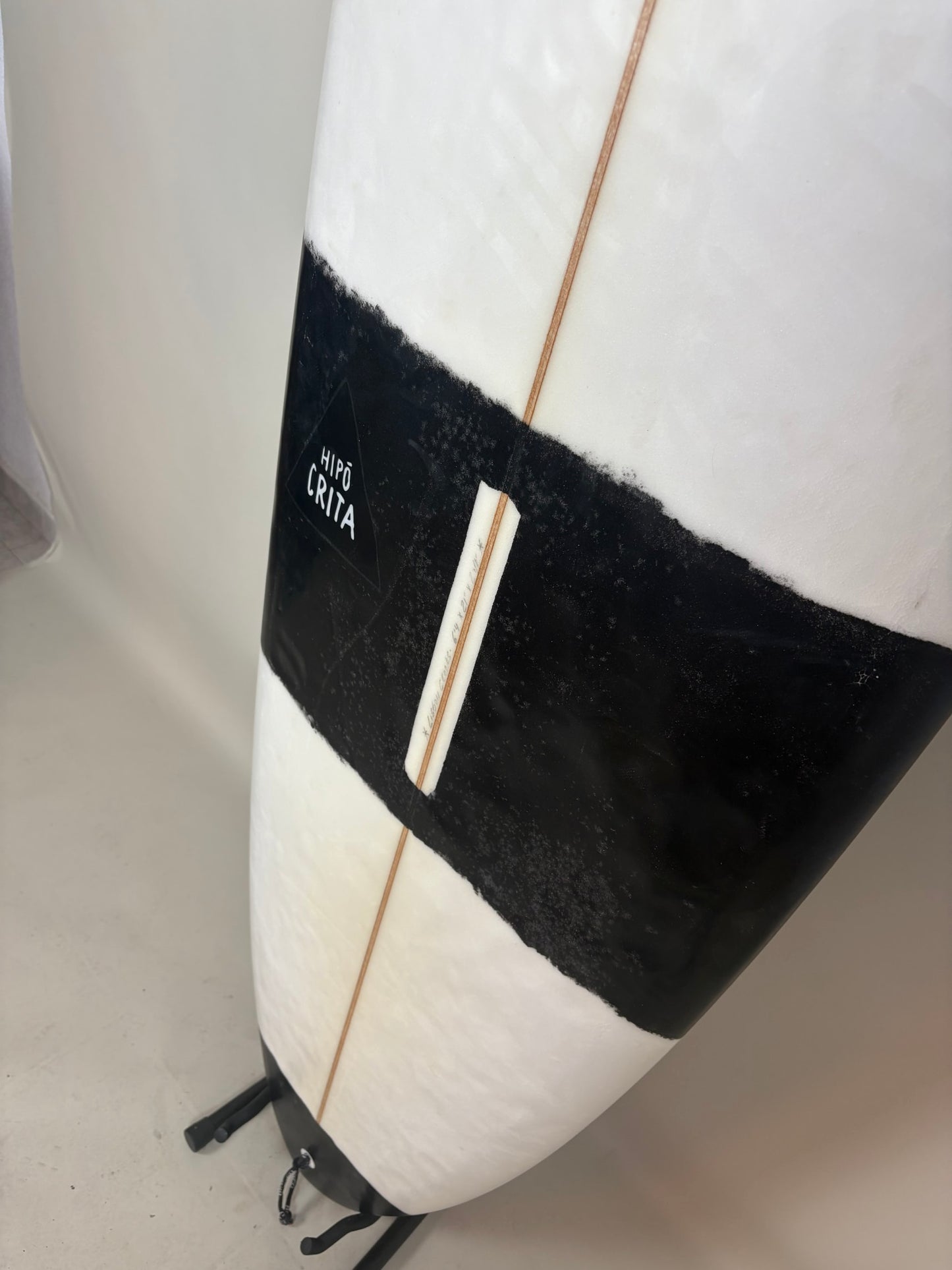 Lisbon Crooks Hipó Crita  6'4'' | 44 L