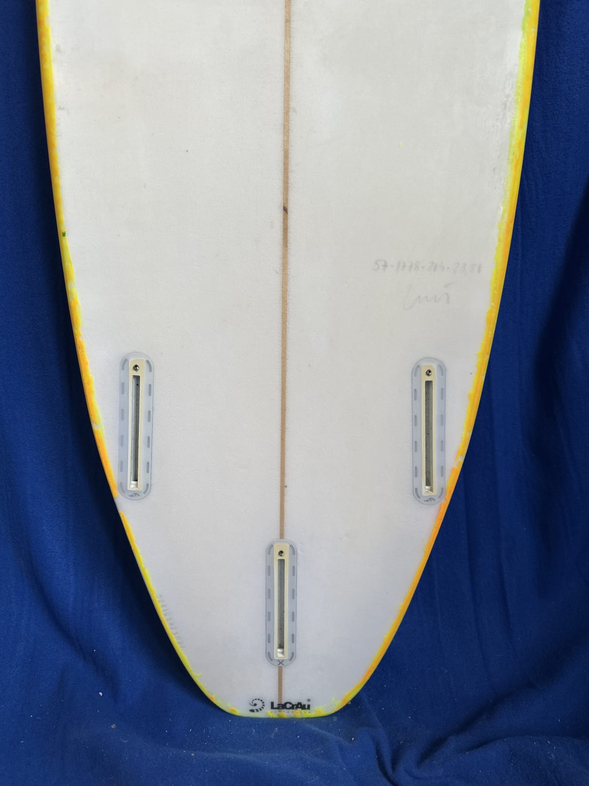 Lacrau  5'7'' | 23.5 L