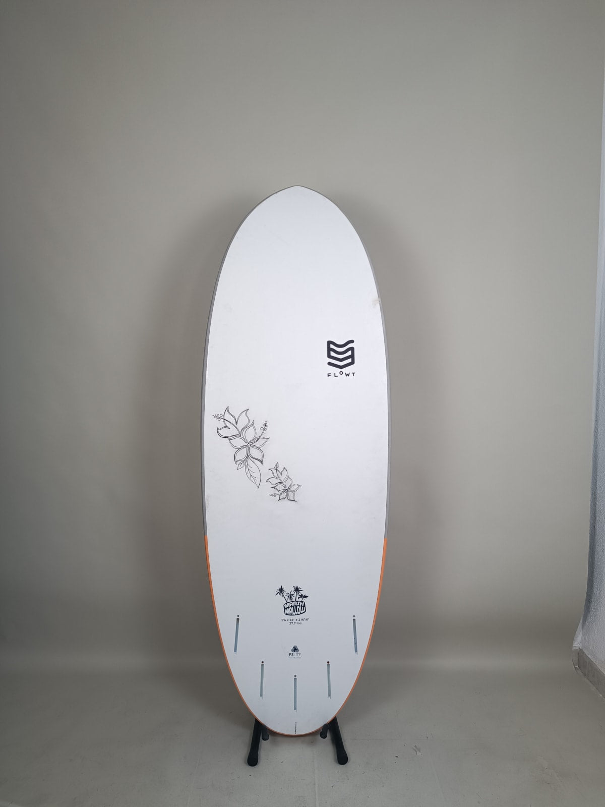 Flowt Marsh Mallow 5'6'' | 37.7 L