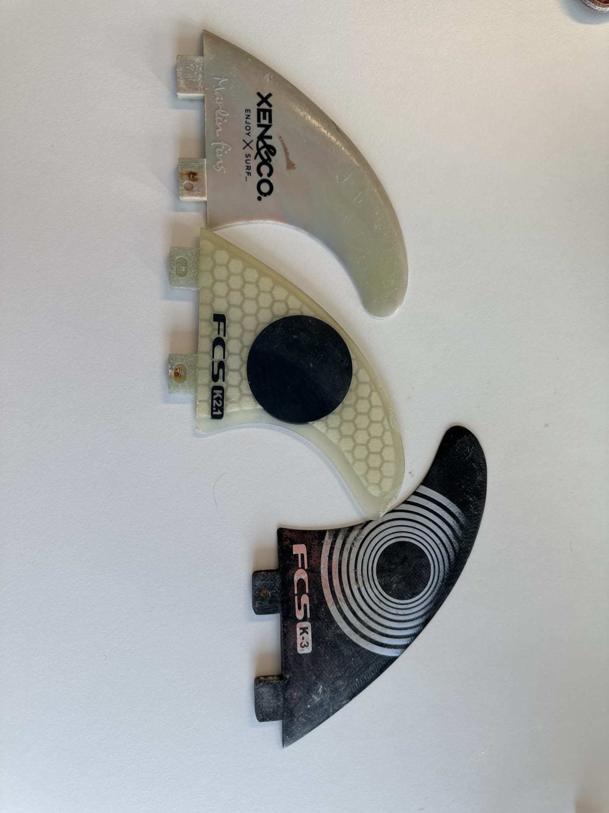 [unbranded]  Fins  M