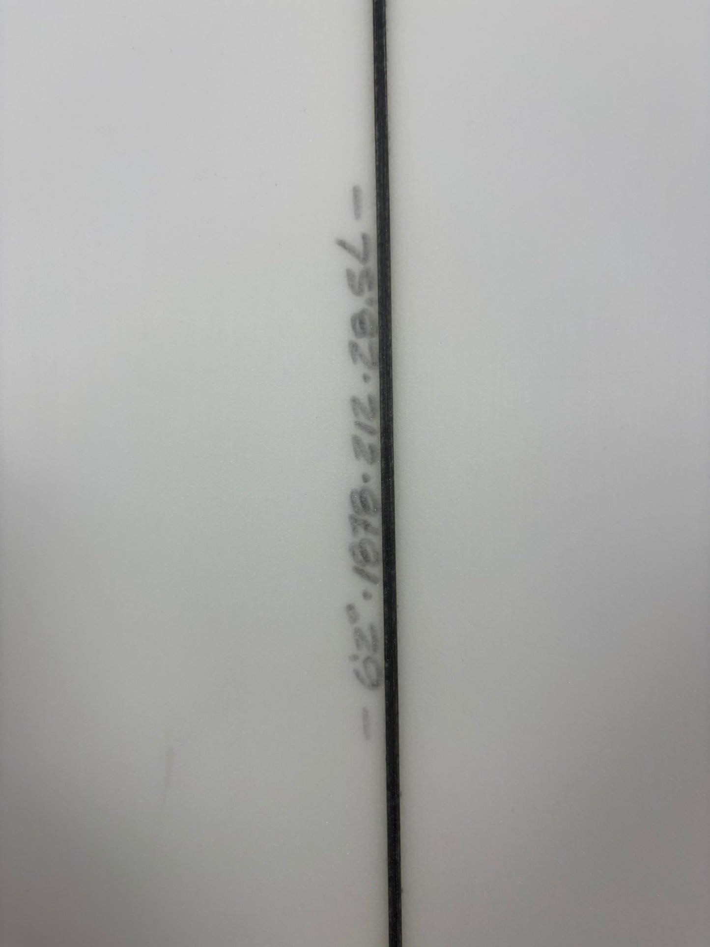 Wanted  6'2'' | 28.5 L