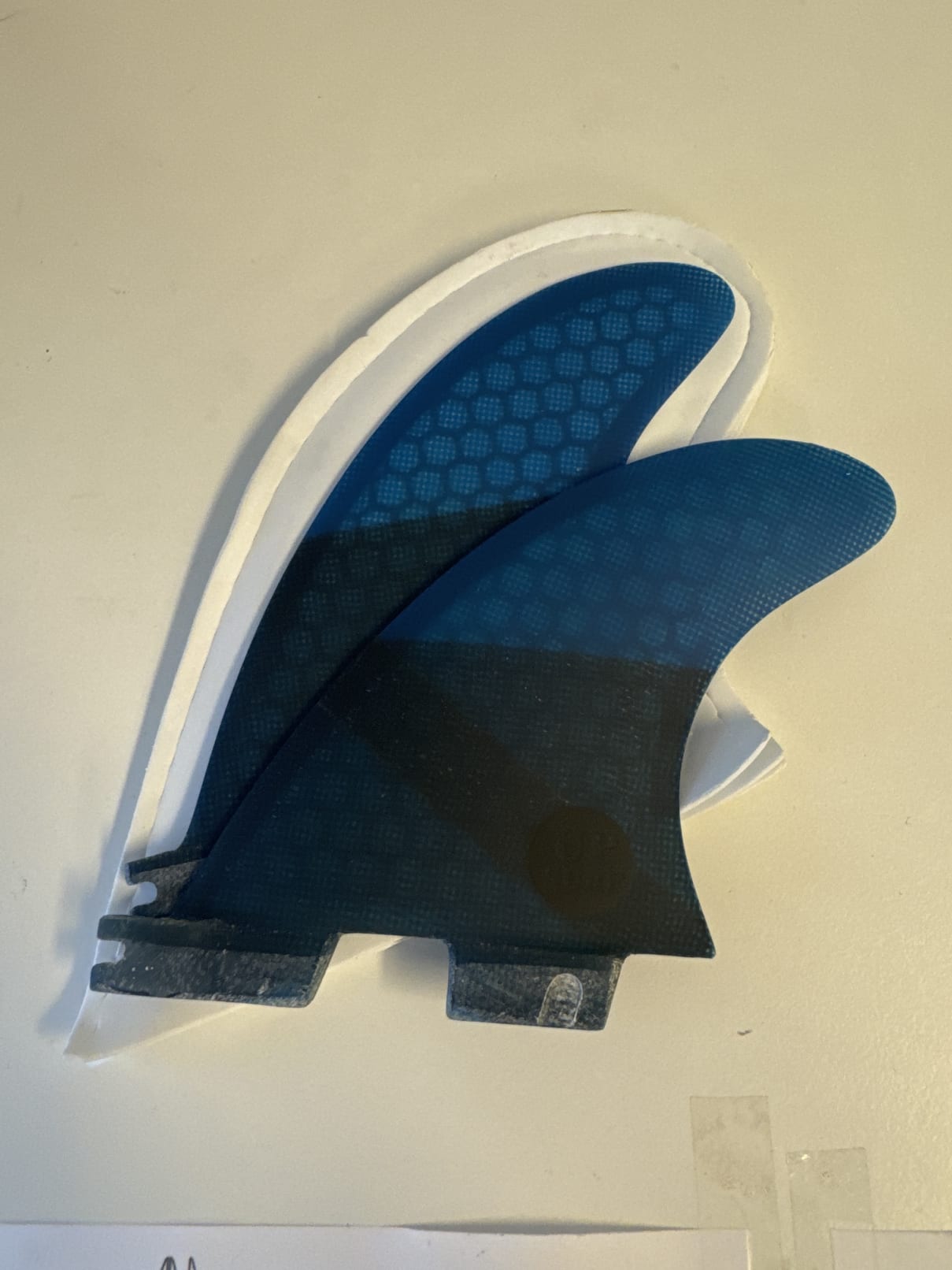 [unbranded]  Fins  M