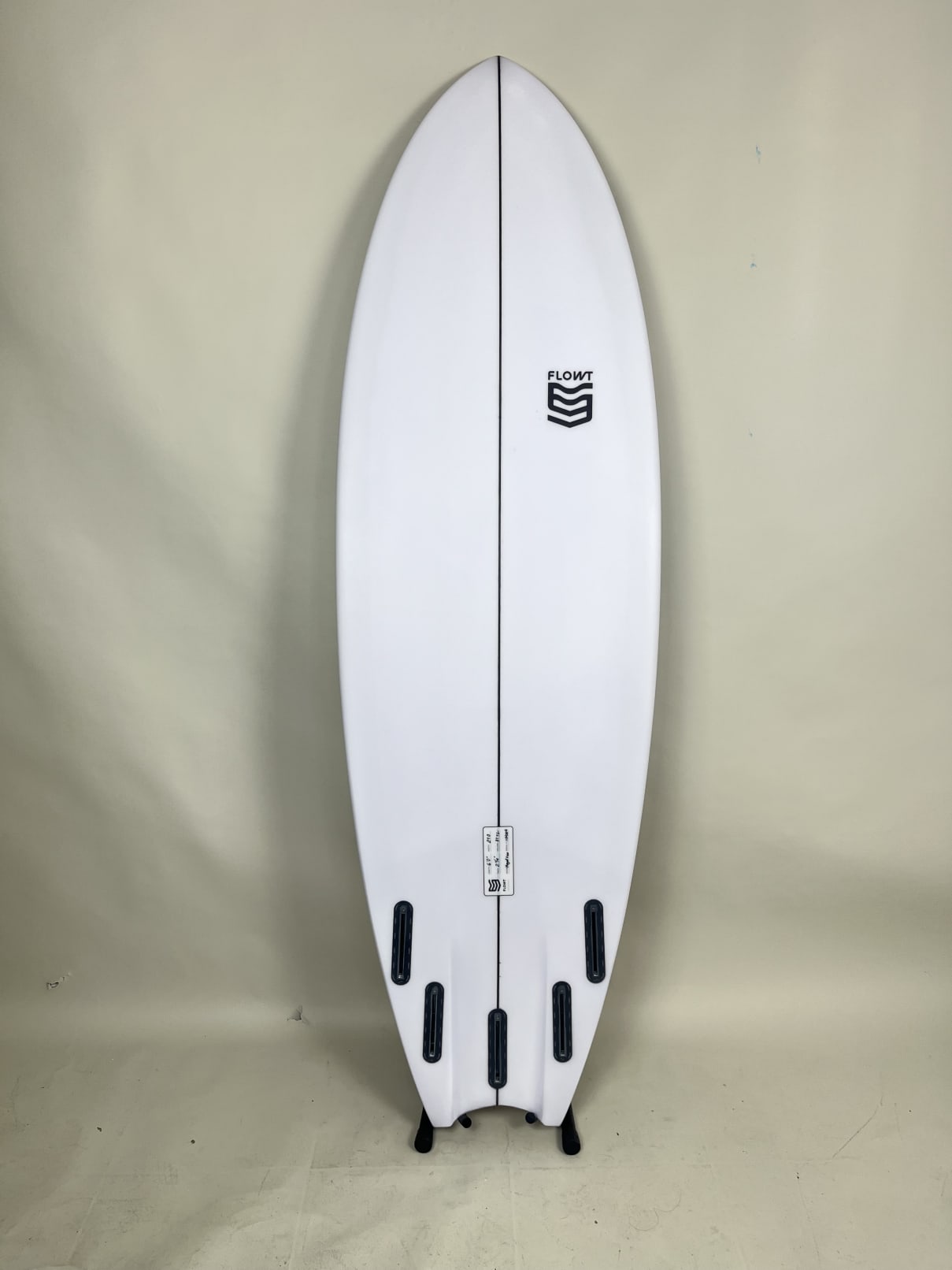 Flowt Magnet Fish 6'0'' | 37.7 L